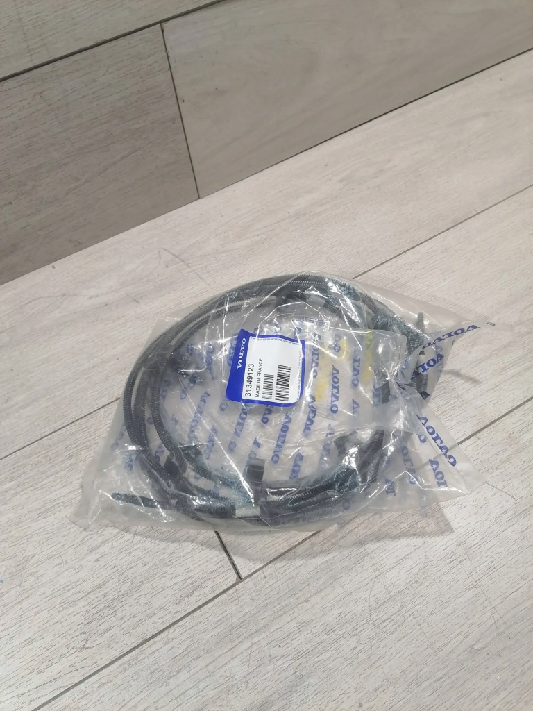 фото №1, 7914. volvo s60 v60 шланг омыватель 31349123