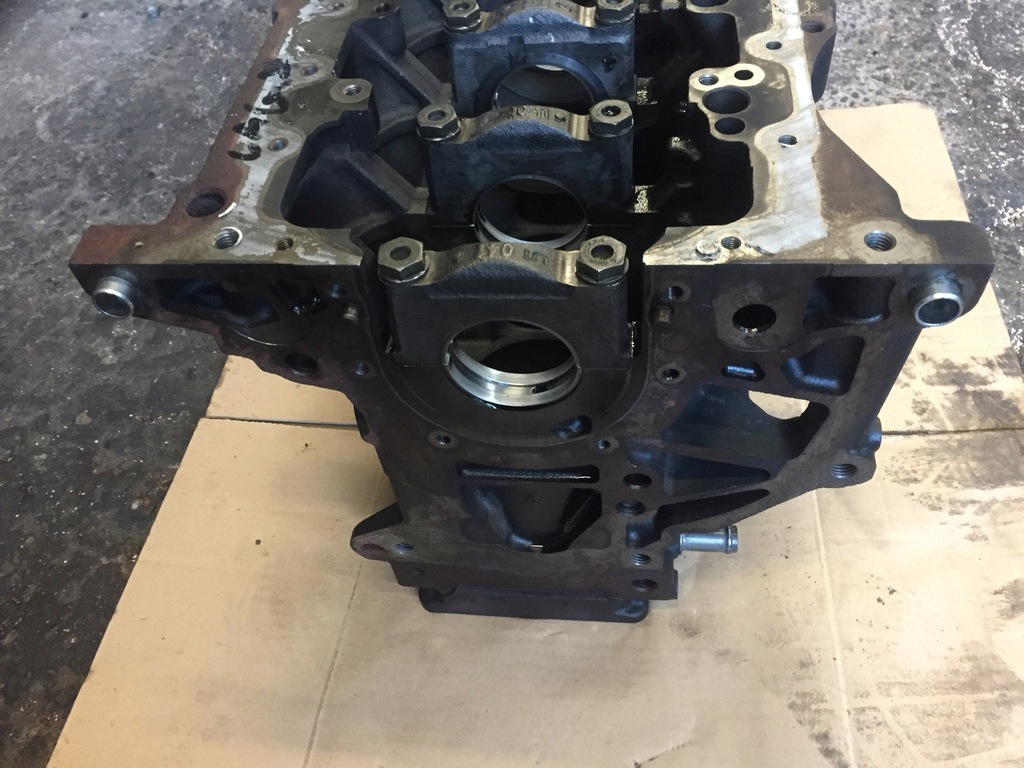 фото №9, Audi a4 b8 2.0 tdi cag блок dół двигателя 03l021bg