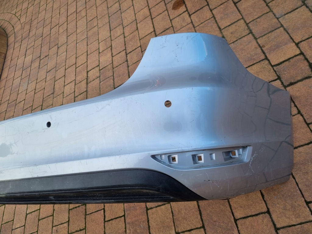 фото №1, Vw jetta 5c6 10- 15 бампер задняя оригинал