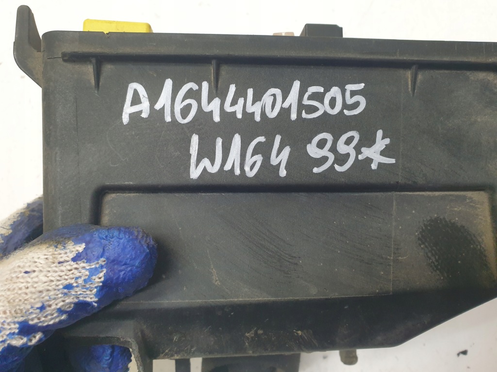 Коробка предохранителей mercedes-benz ml w164 a1644401505 в Украине