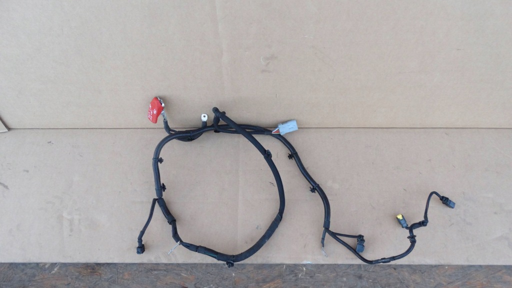 Купить Citroen ds7 crossback рестайлинг  клемма плюсовая