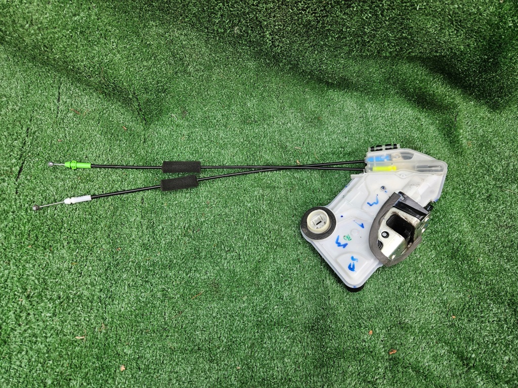 фото №1, Замок дверь левый перед citroen c1 ii peugeot 108 aygo ii 5d eu