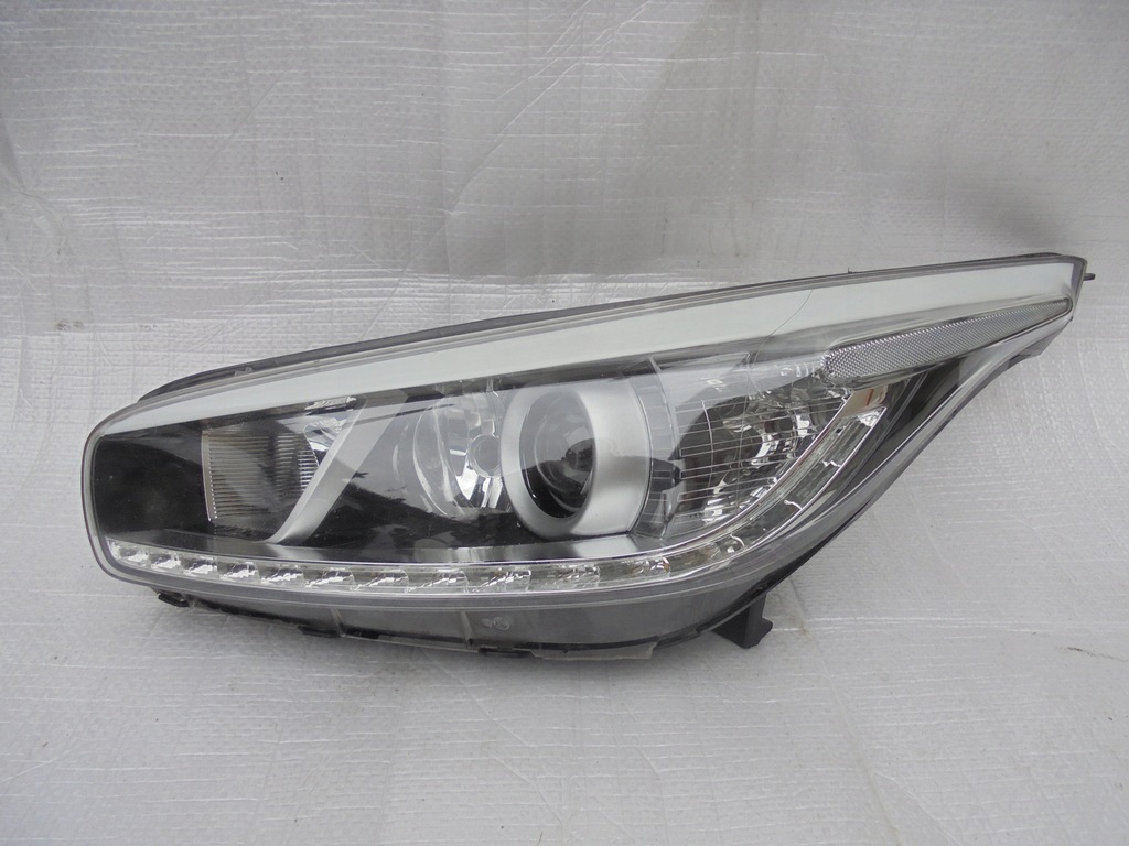 фото №1, Kia proceed pro ceed gt 2 ii лампа ліва лінза + led 92101-a2350 eu ładna