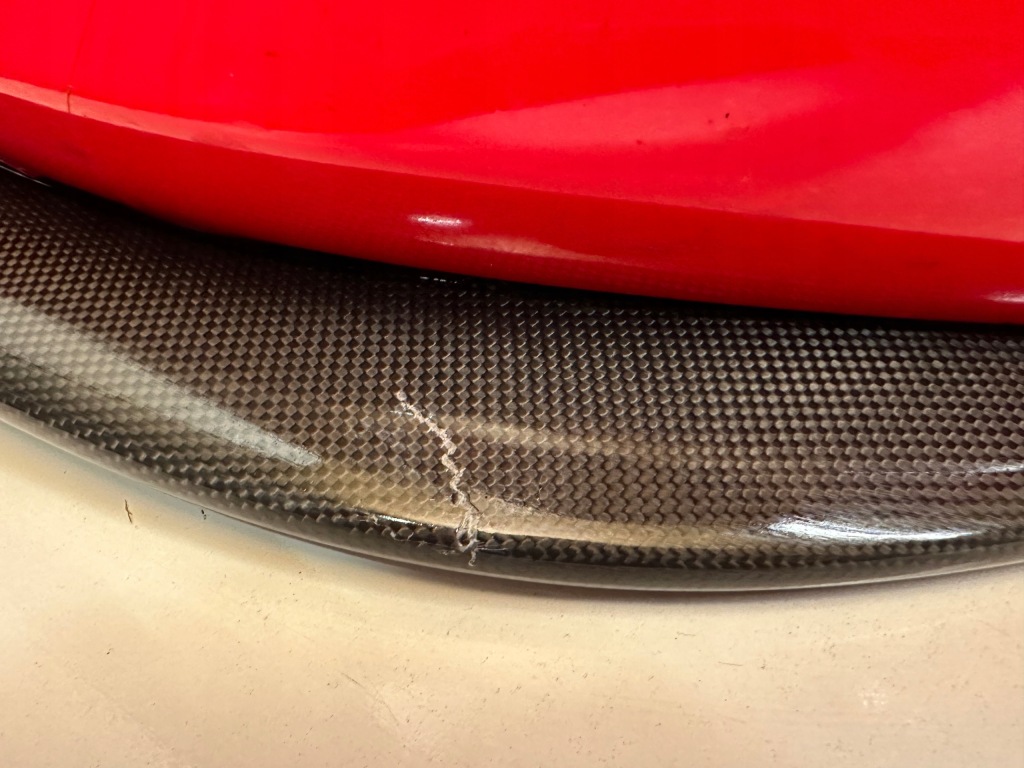 Бампер перед ferrari f8 tributo карбон в Украине