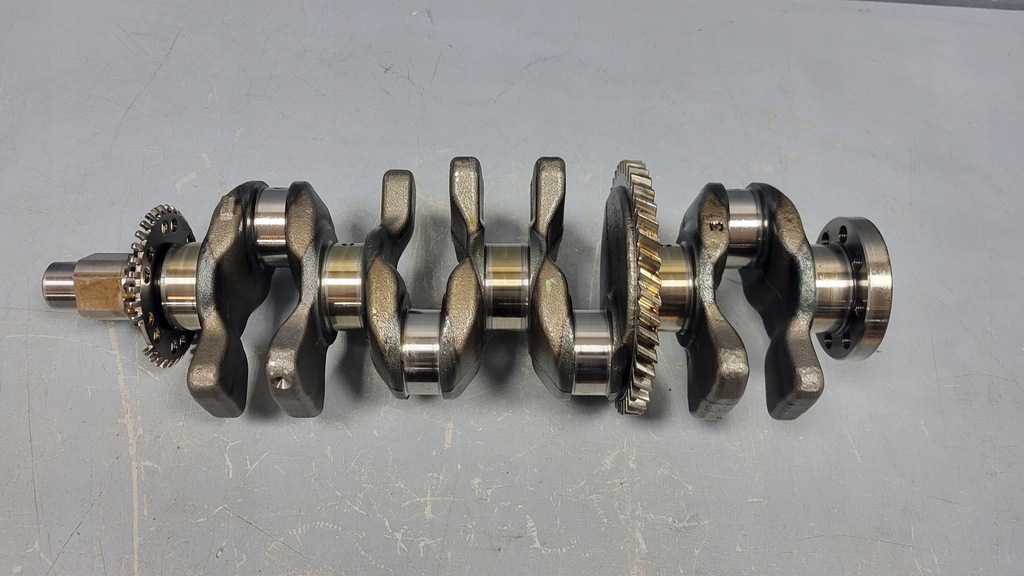 фото №1, Wał колінчастий lexus is iii 200t 8ar