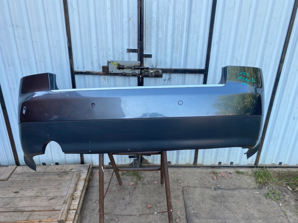 фото №1, Бампер задняя pdc lx7z audi a4 b6 sedan