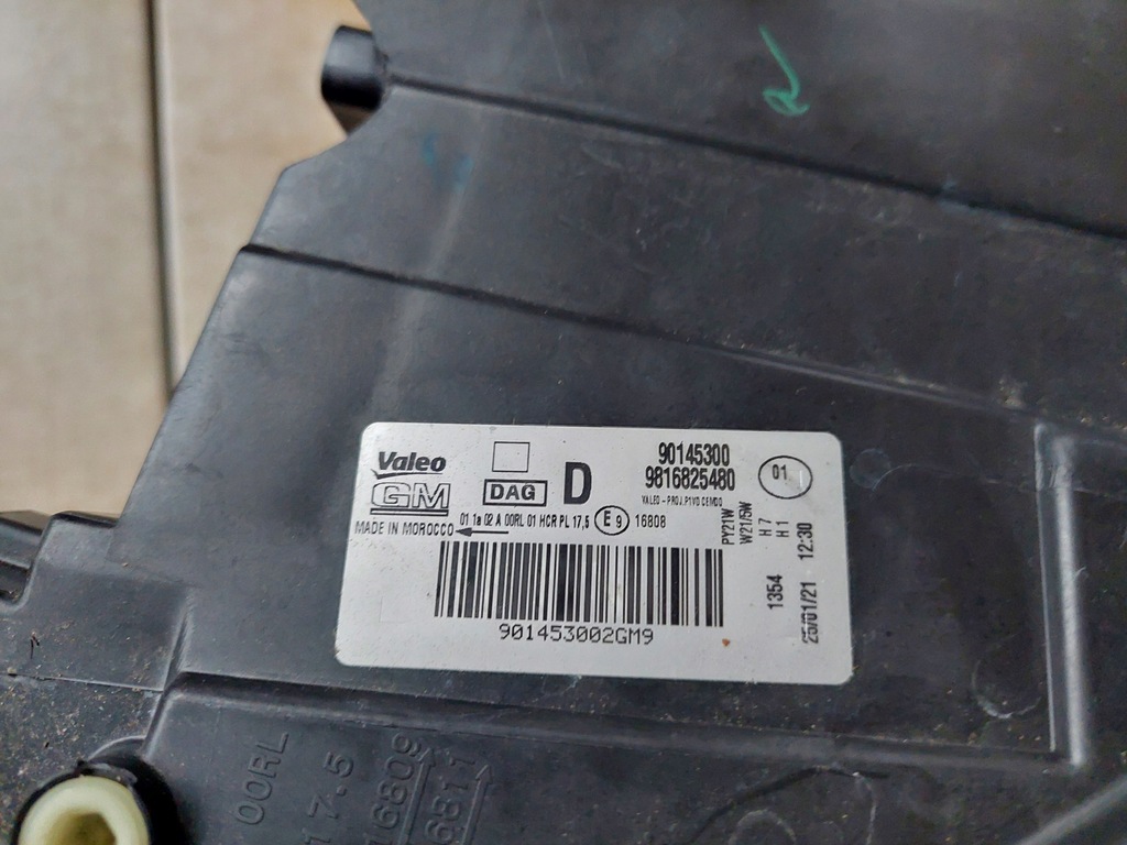 фото №13, Лампа - права - звичайна - bez led --- opel combo e