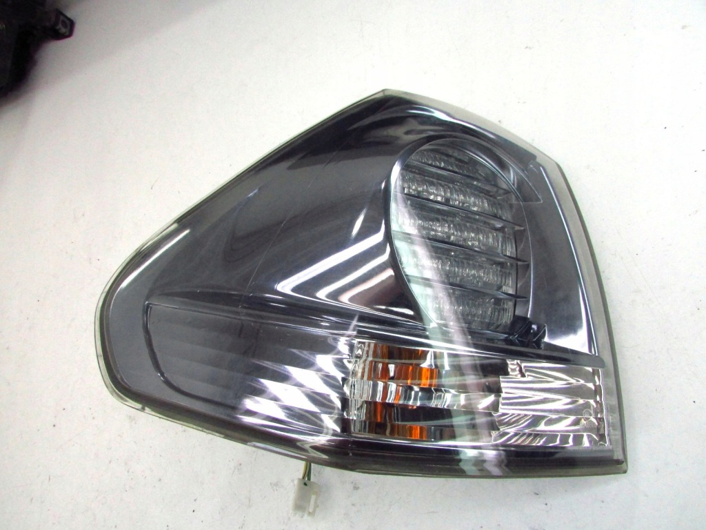 Lexus rx лампа led w крила l.t. europa 03-08r Ціна