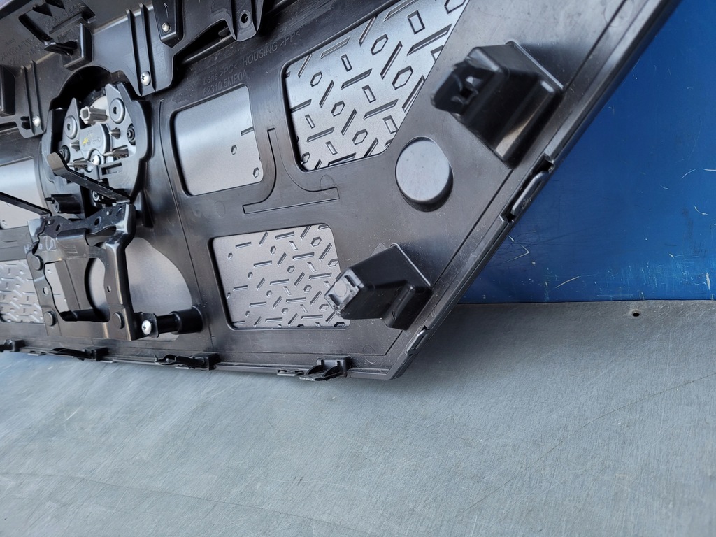 фото №15, Nissan ariya 2022- 22- решітка радіатора решітка радіатора значок верхній молдинг захист