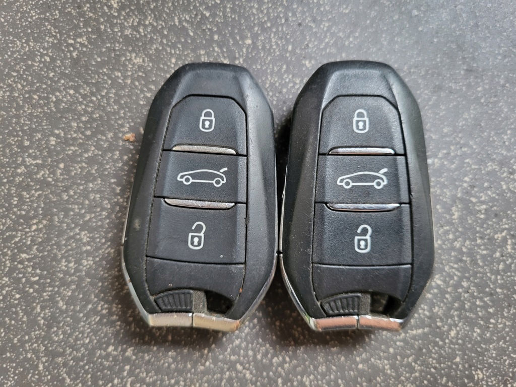 фото №1, Ключ pilot citroen ds5