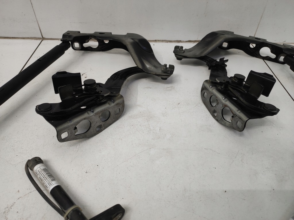 фото №10, Петля петли патрон капот правый левый комплект mercedes e klasa w213 213