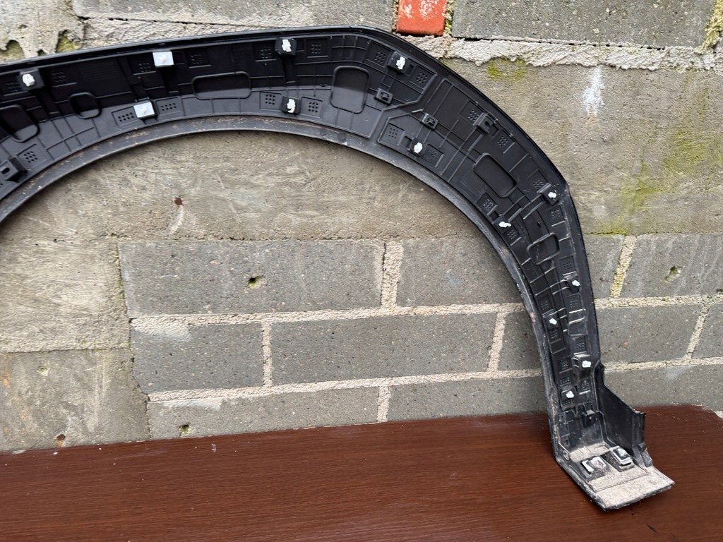 фото №11, Kia ev9 ev 9 gt-line молдинг крила права передня 87714-do100