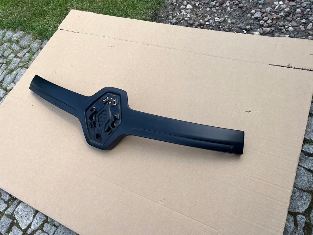 фото №2, Решітка радіатора решітка радіатора передня renault trafic iii 2014 - 2019 .