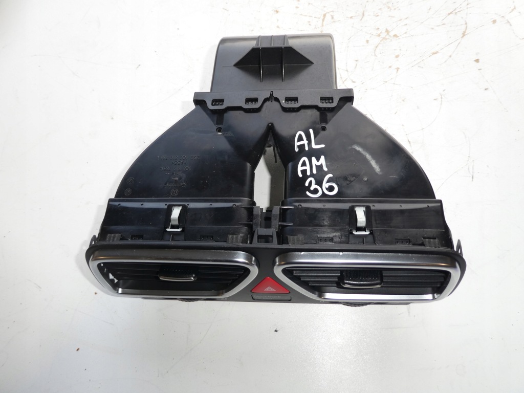 фото №1, Решётка обдув 1q0819735c средняя vw eos