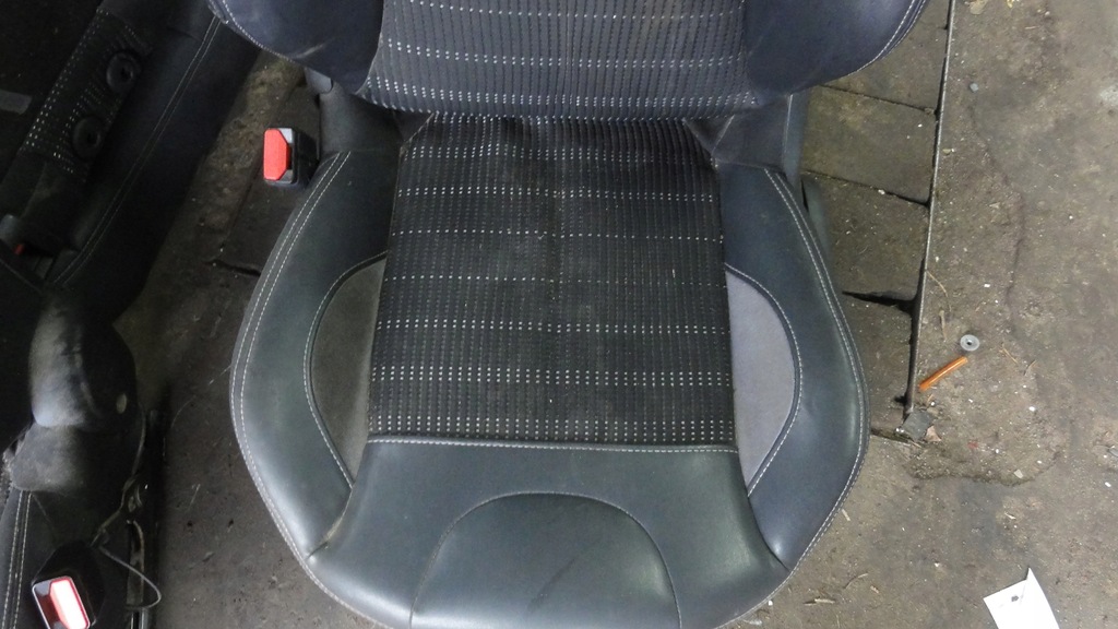 фото №12, Peugeot 2008 сидіння перед заднє сидіння напівшкіра 13-19r