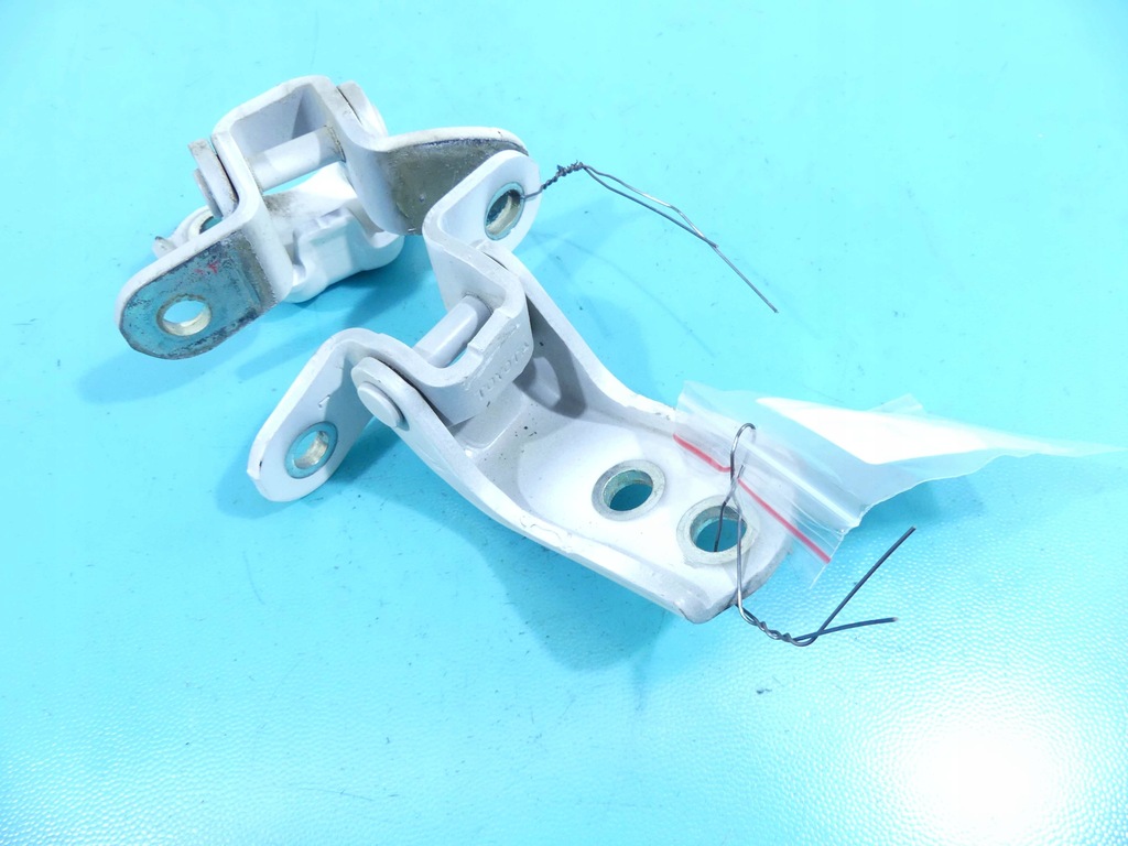 фото №1, Петля двері перед лівий верхній нижній citroen c1 ii