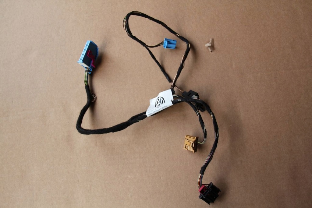 фото №1, Жгут дверь дополнительная lp vw atlas 3cn971557e