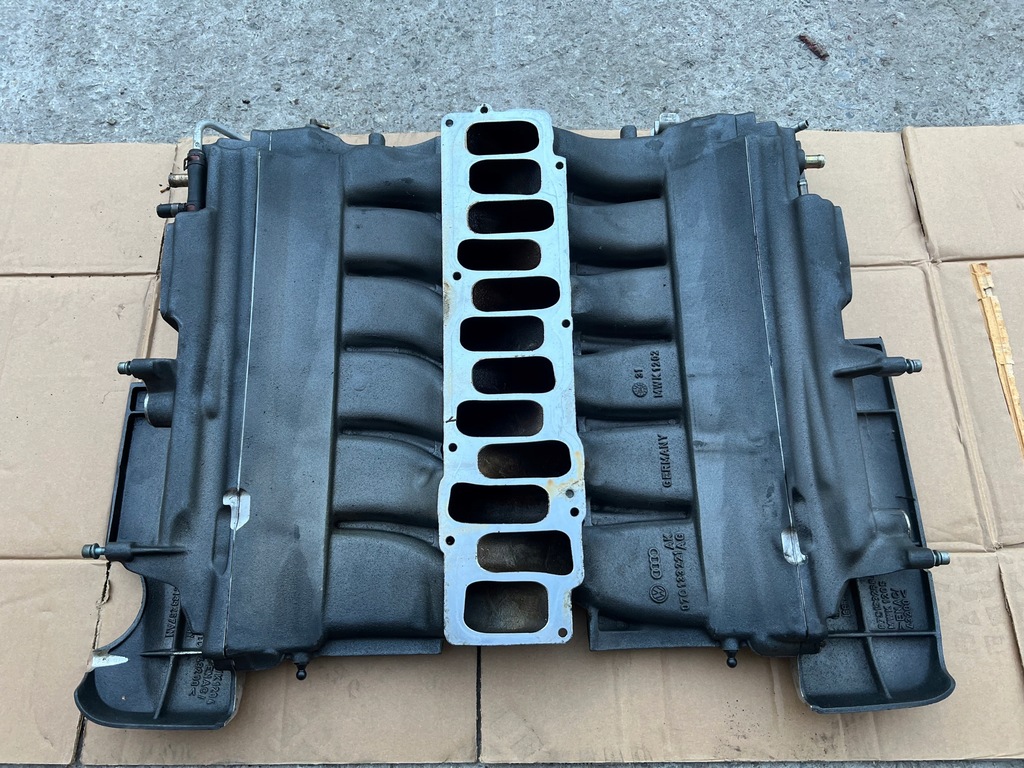 фото №6, Коллектор всасывающий audi a8 d3 w12 6.0 bht 07c133221ak