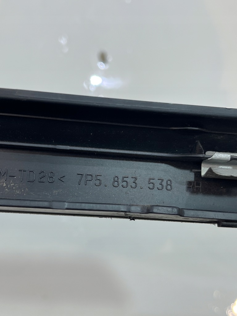 фото №6, Молдинг дверь правый перед cayenne ii 7p5 turbo s 7p5853538