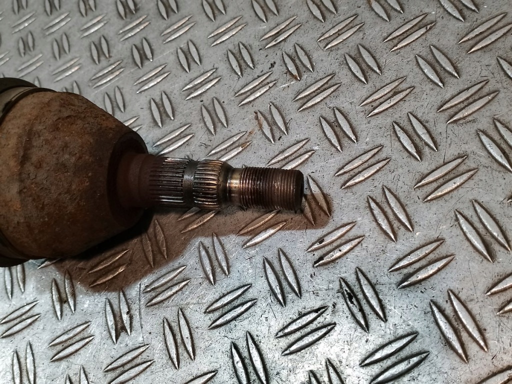 фото №7, Приводной вал правая перед opel zafira b 13214837 1.7 cdti