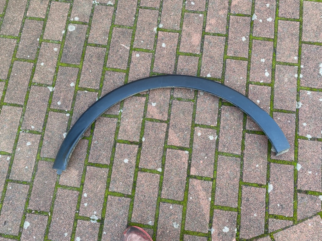 фото №1, Молдинг крыла правый задняя renault captur i 1 788a20643r 13-2019