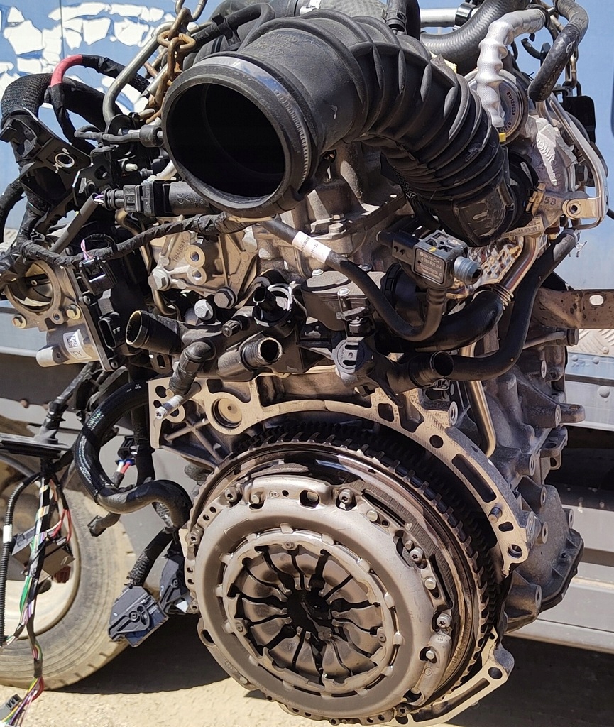 Купить Двигатель renault dacia 1.2 tce h5ff408 16r 60tyś