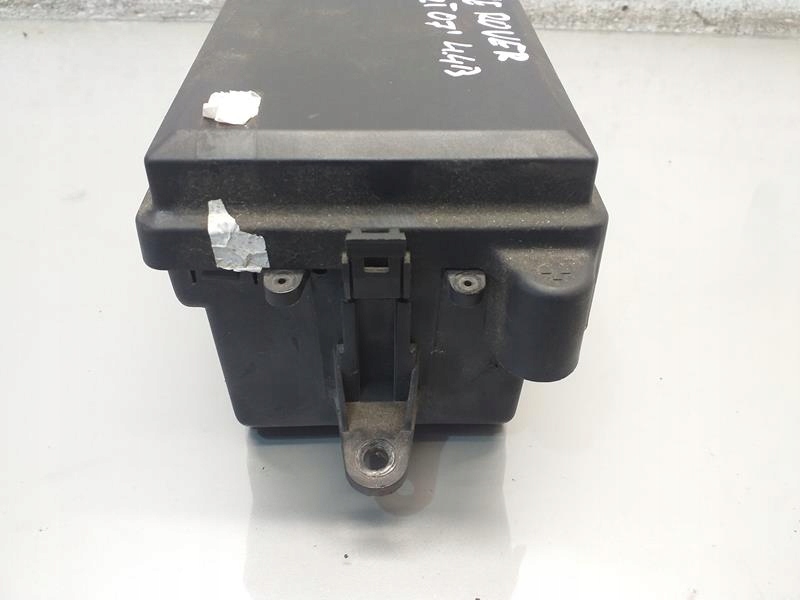 фото №2, Корпус коробка предохранителей sport i 4.4 v8