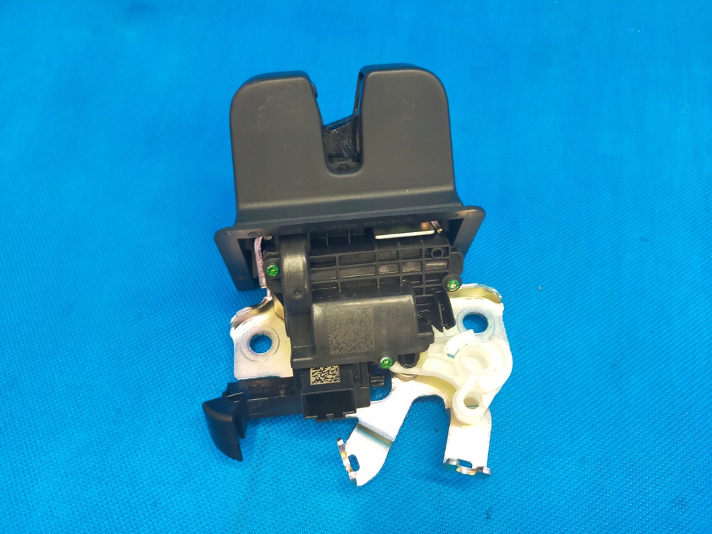 фото №1, Skoda kamiq 2023 r 1.5 tsi 110kw замок багажника 5f0827505