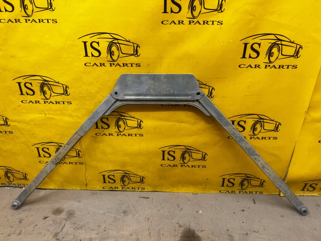 фото №1, Распорка балка кронштейн подвеска bmw 1 f40