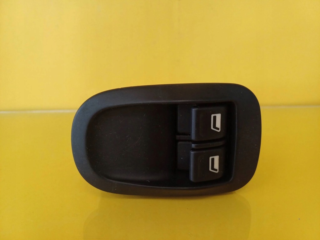 фото №1, Переключатель панель окон peugeot 206 nr76