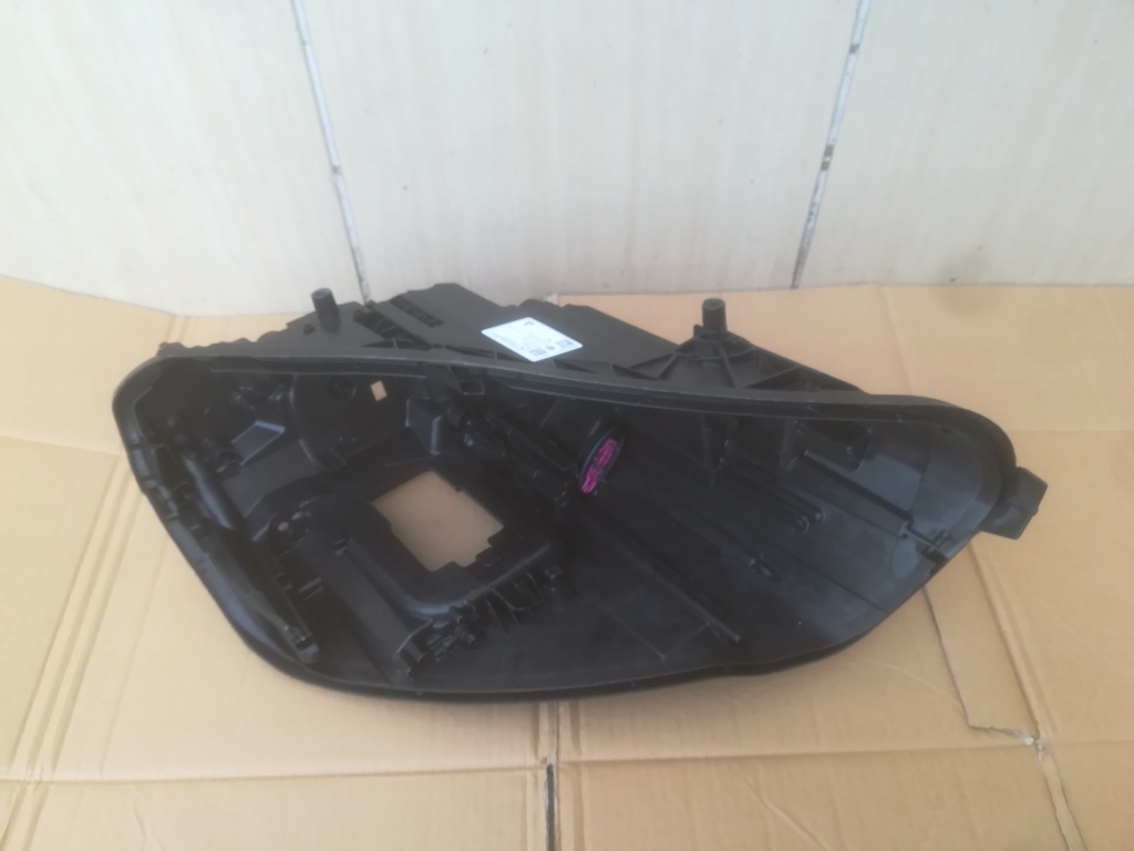 Купить Корпус фары перед правый  mercedes cla 118 рестайлинг  hight led performance 24-