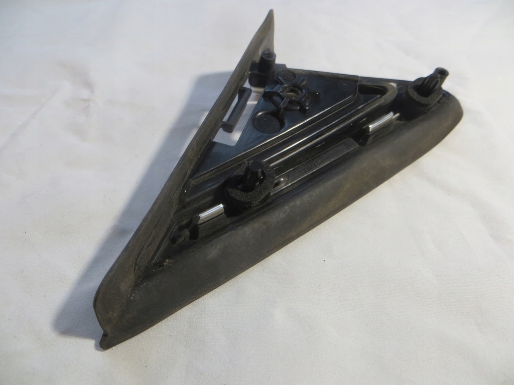 фото №6, Citroen ds4 защита заглушка треугольник крыло хром правый