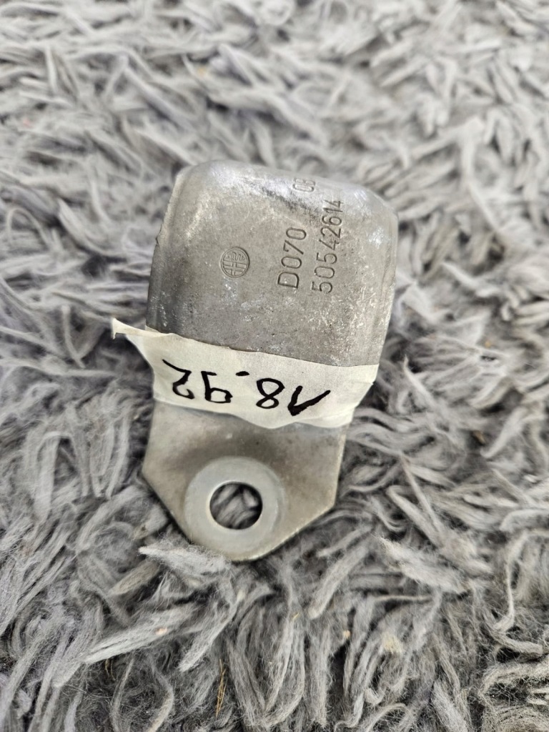 фото №1, Кронштейн хомут стабілізатора alfa romeo stelvio giulia 50542614 оригінал