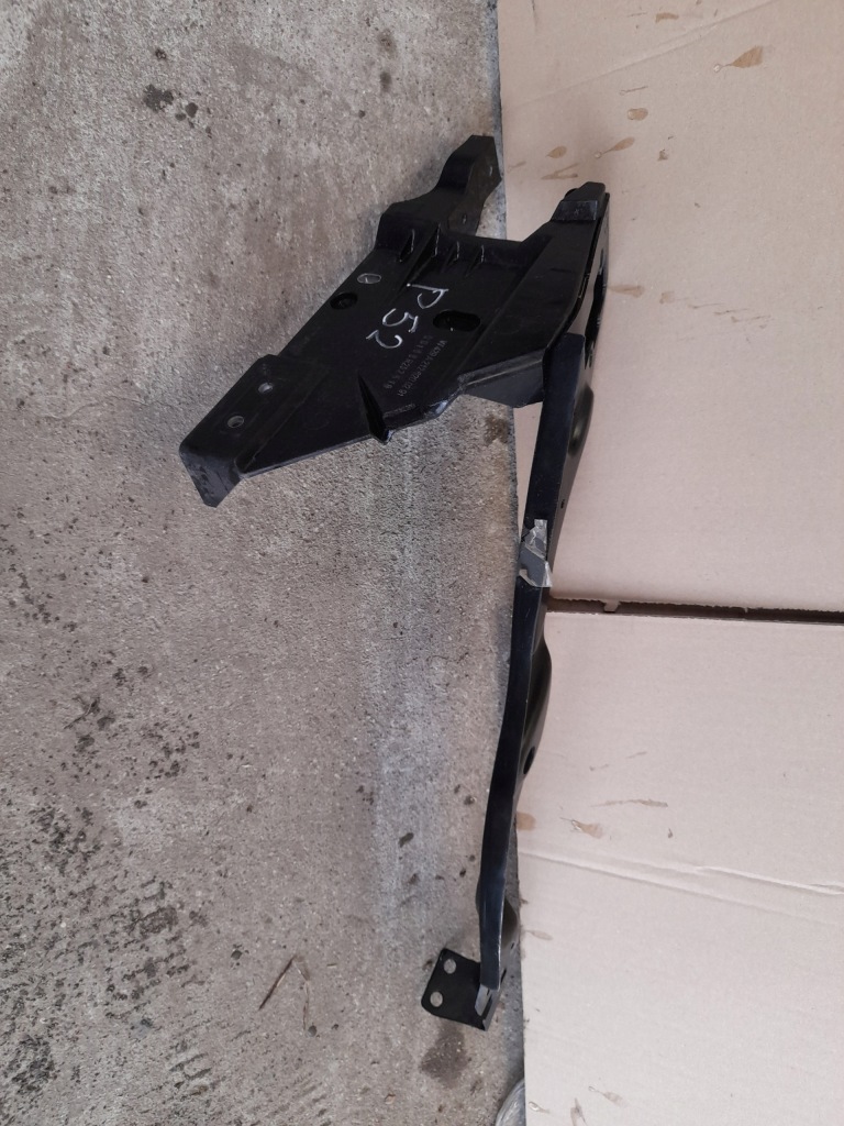 фото №1, Mercedes w212 e klasa панель фары правый