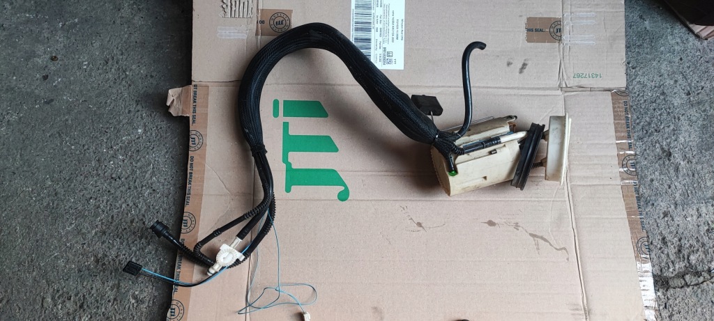 Купить Насос топлива mercedes w211 4.0 cdi a2114701894