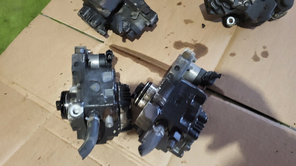 Насос впрыскная honda civic viii 8 ufo 2,2 i-ctdi 0445010141 Недорого