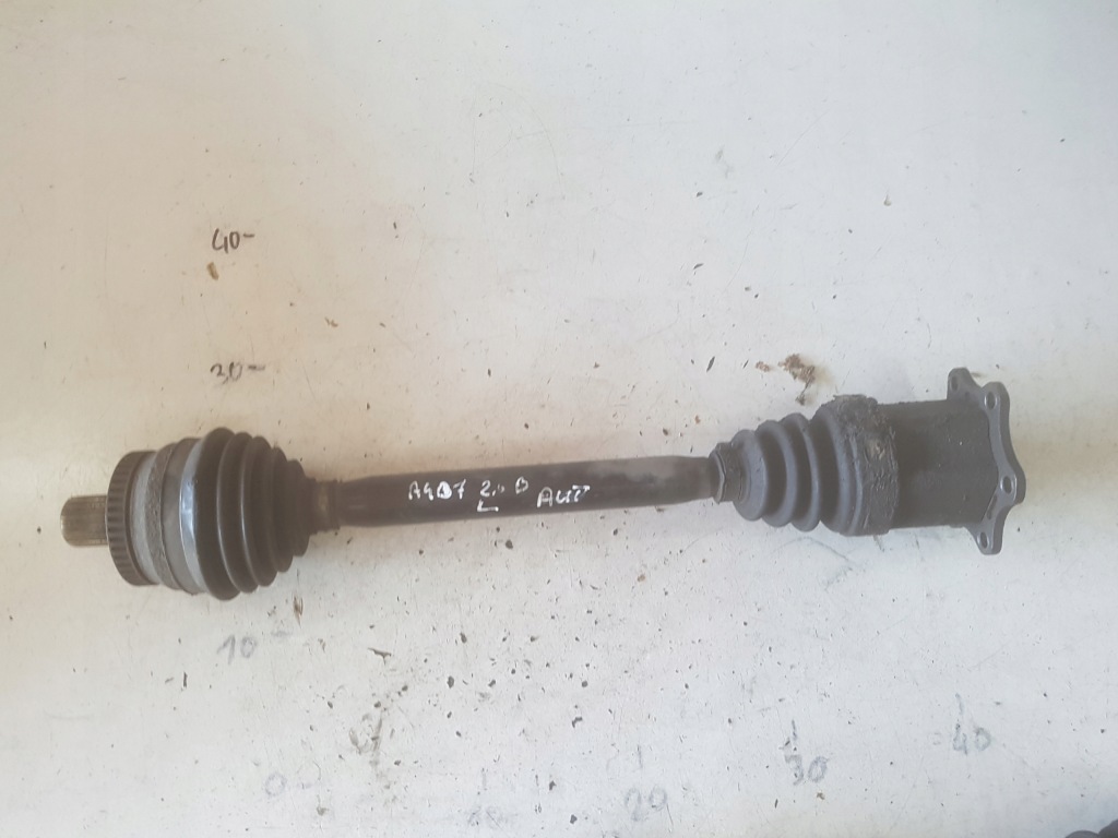 Купити Audi a4 b7 04-07 2.0 b alt привідний вал ліва перед automt
