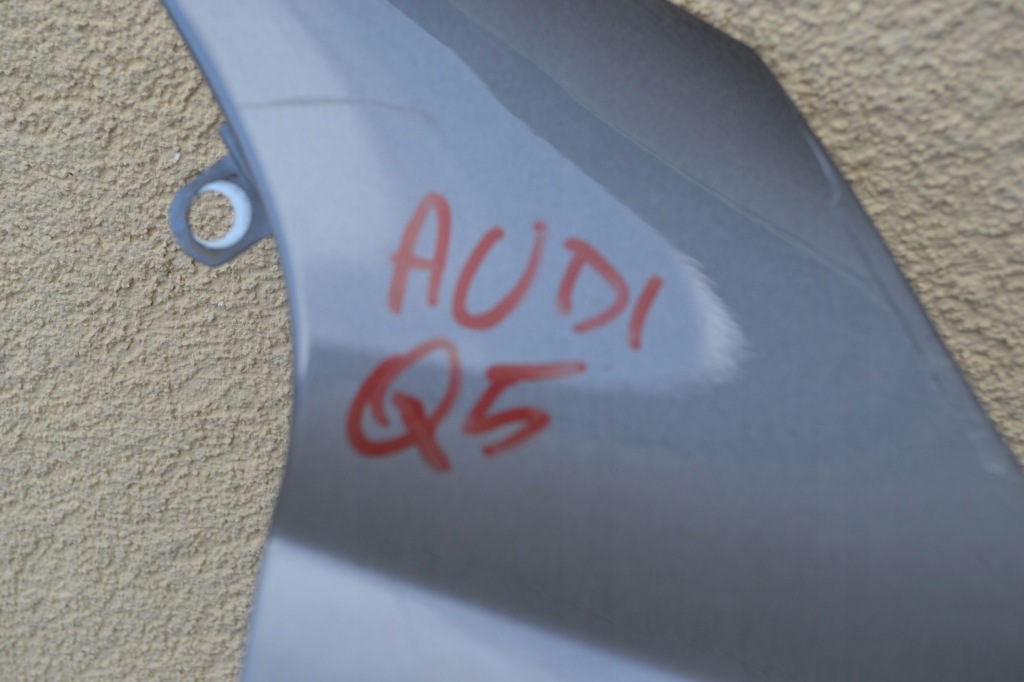 Крило правий перед передній audi q5 8r0 Ціна
