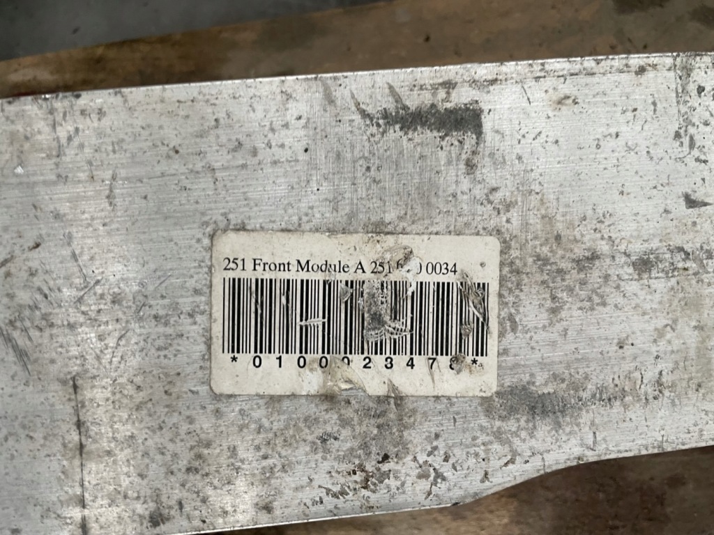 фото №4, Балка бампера перед mercedes w251 r-klasa