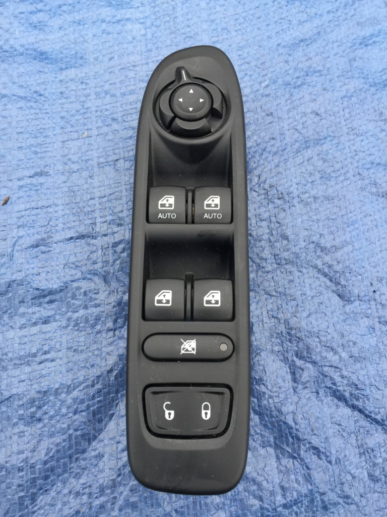 фото №1, Jeep compass ii 17 18 19 перемикач вікон панель лівий