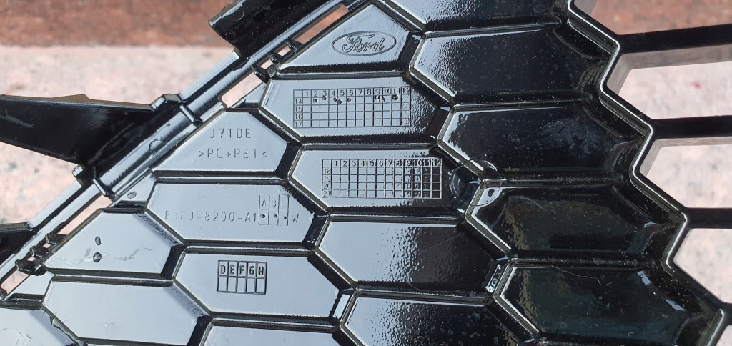 Купить Ford focus mk3 рестайлинг  st решётка  решётка радиатора решётка бампера