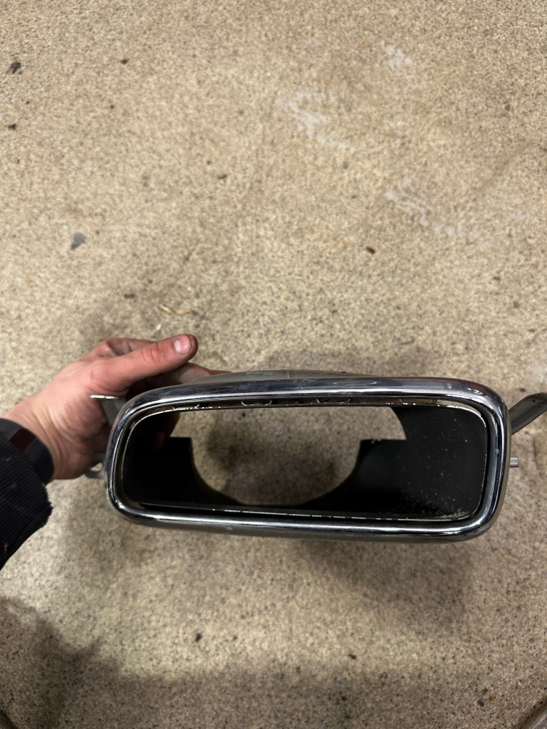 фото №1, Volvo xc90 ii наконечник глушителя выхлоп 31690660 левая хром оригинал