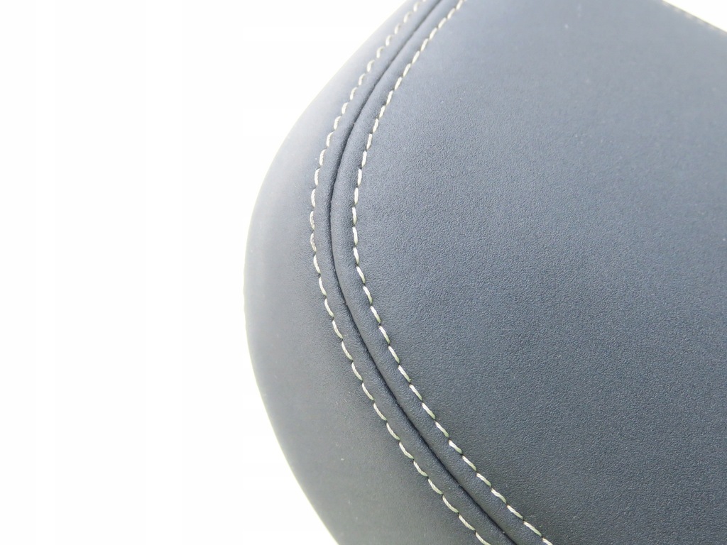 фото №6, Подголовник перед r design europa volvo c30