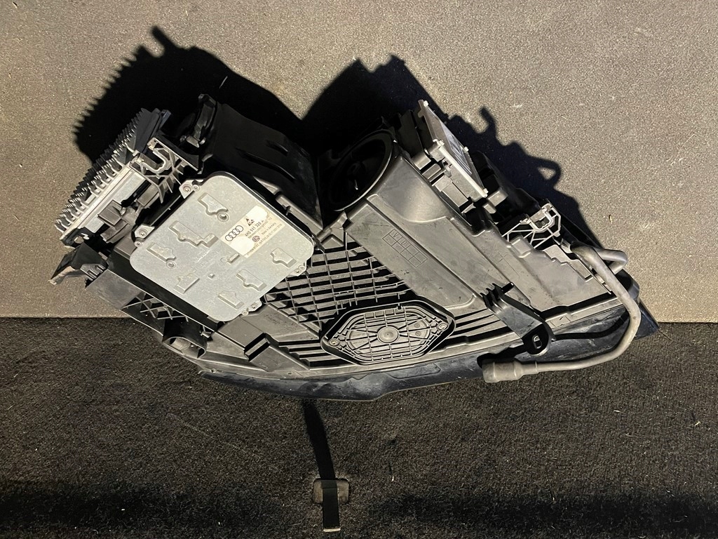 Audi a8 d4 рестайлинг  full led matrix фара перед передняя левая правый  европа Недорого