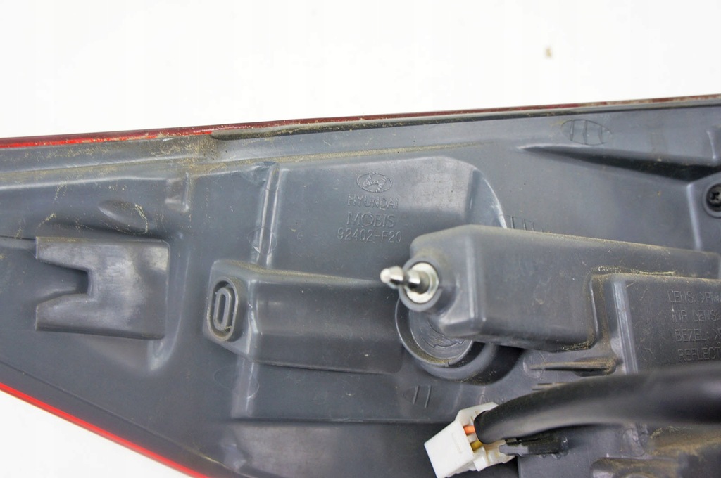 фото №6, Rd289 hyundai elantra vi ^ лампа правый задняя 92402-f20 sedan