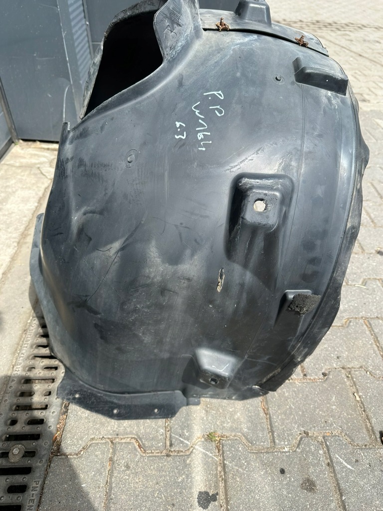 Купить Подкрылок правый перед, правое передние mercedes ml w164 6.3 полный