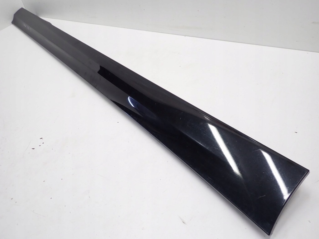 Молдинг накладка порог порог правая bmw 3 e90 рестайлинг  12r Оригинал