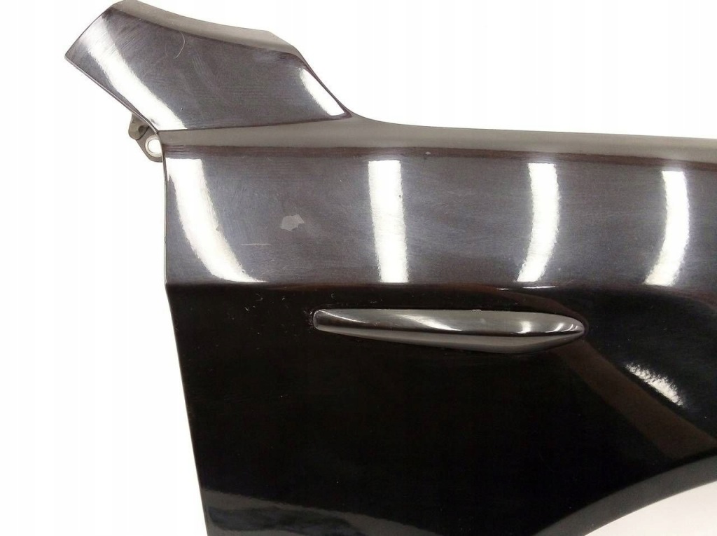 Alfa romeo 159 крила правий перед pp оригінальний номер 60693527 Доставка