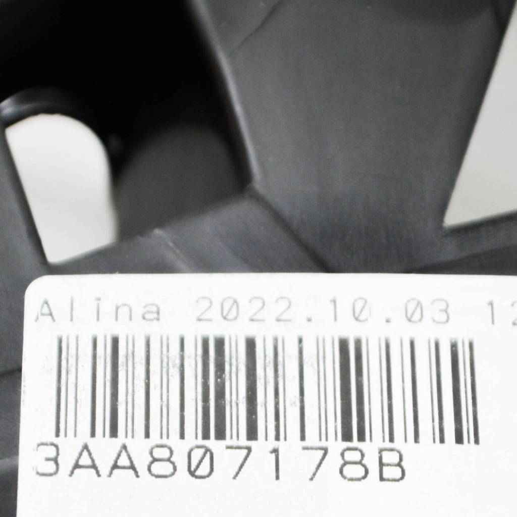 фото №7, Vw passat b7 передняя часть правый бампер guide piece r-line 3aa807178b