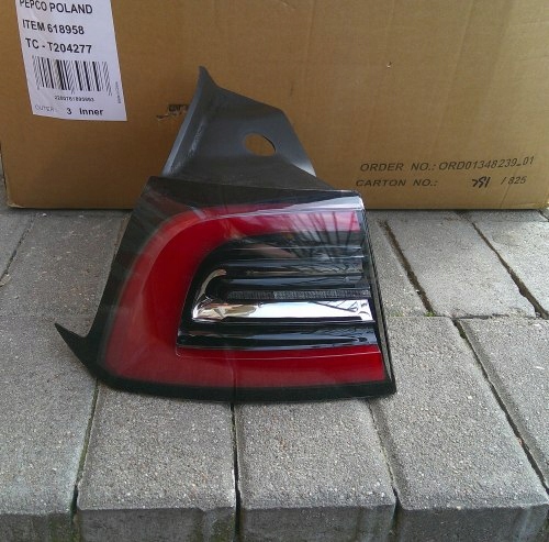 Купити Tesla model 3 17-23 фара led w крила ліва задній європа 1077399-00-d